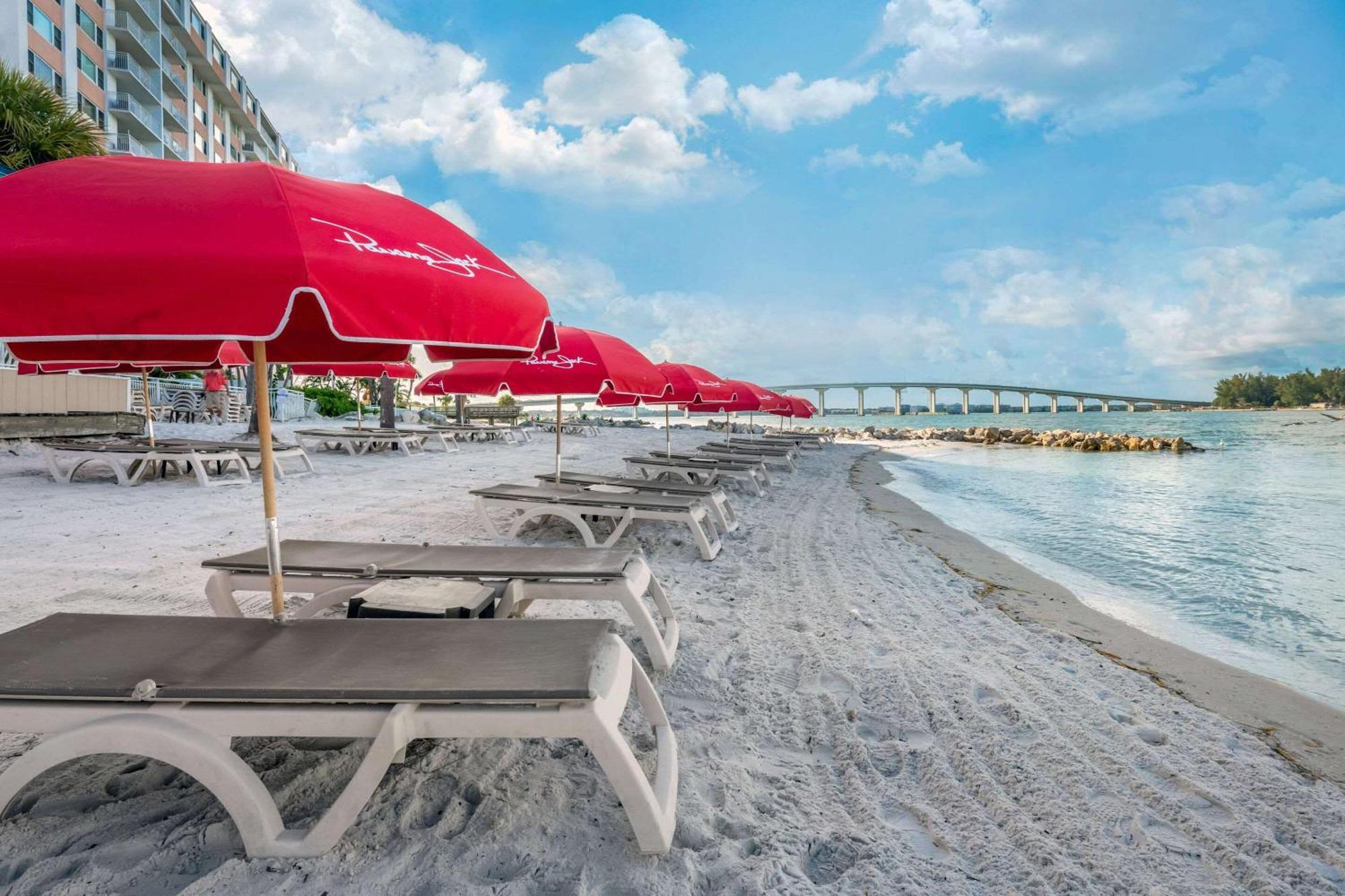 Winter The Dolphin'S Beach Club, Ascend Hotel Collection Clearwater Beach Exterior foto
